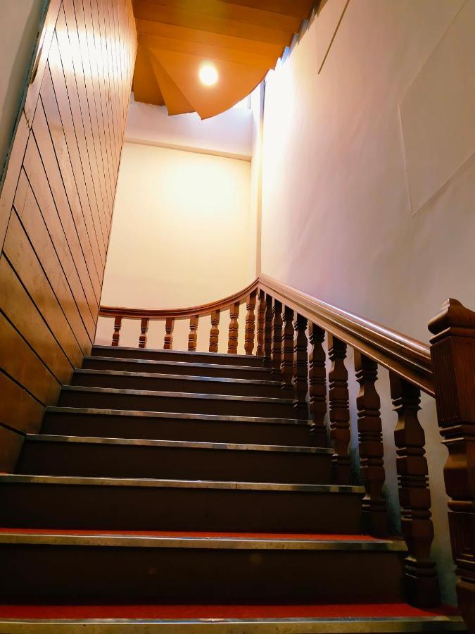 Presidency Kochi City Centre Eksteriør bilde