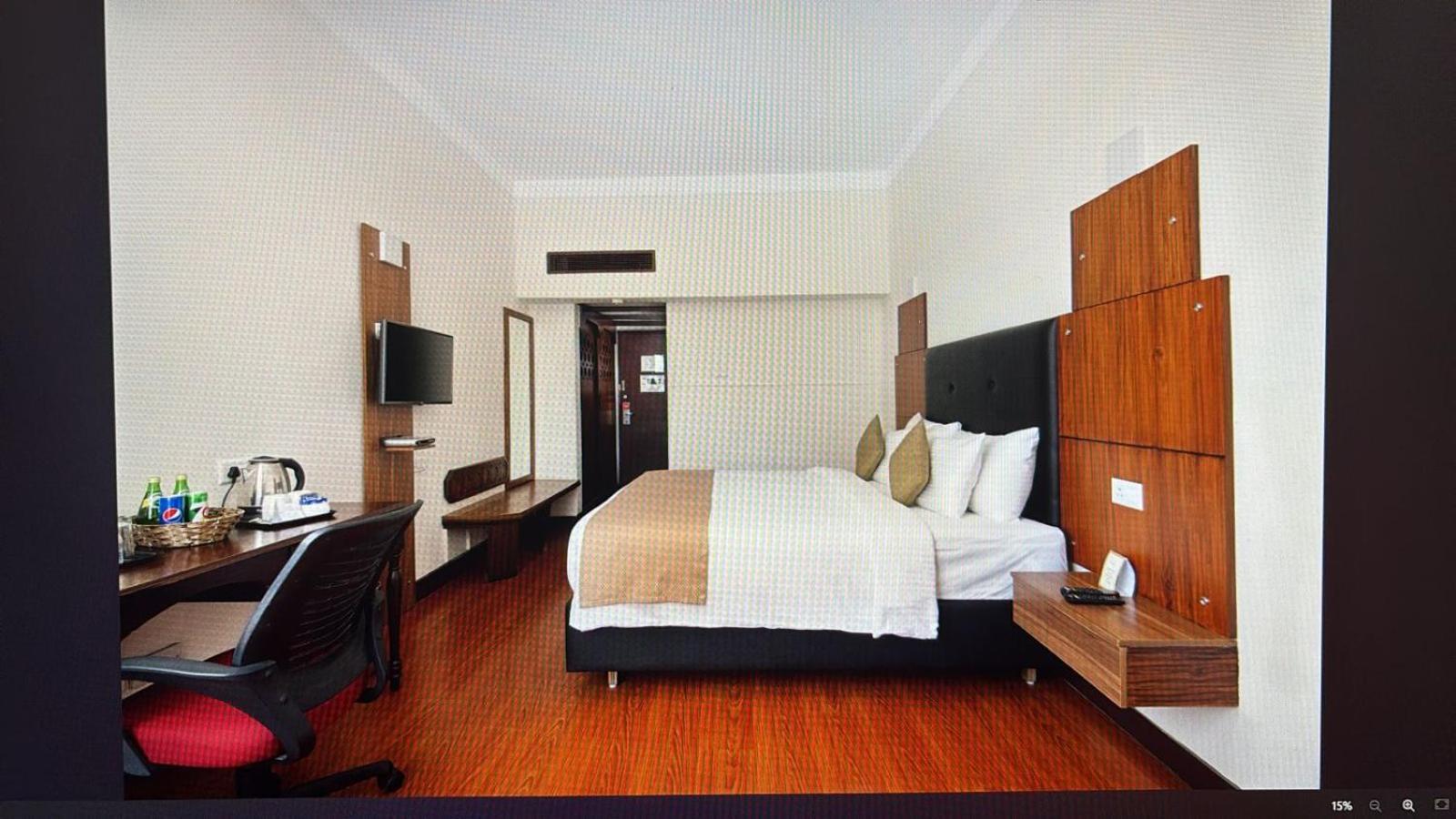 Presidency Kochi City Centre Eksteriør bilde