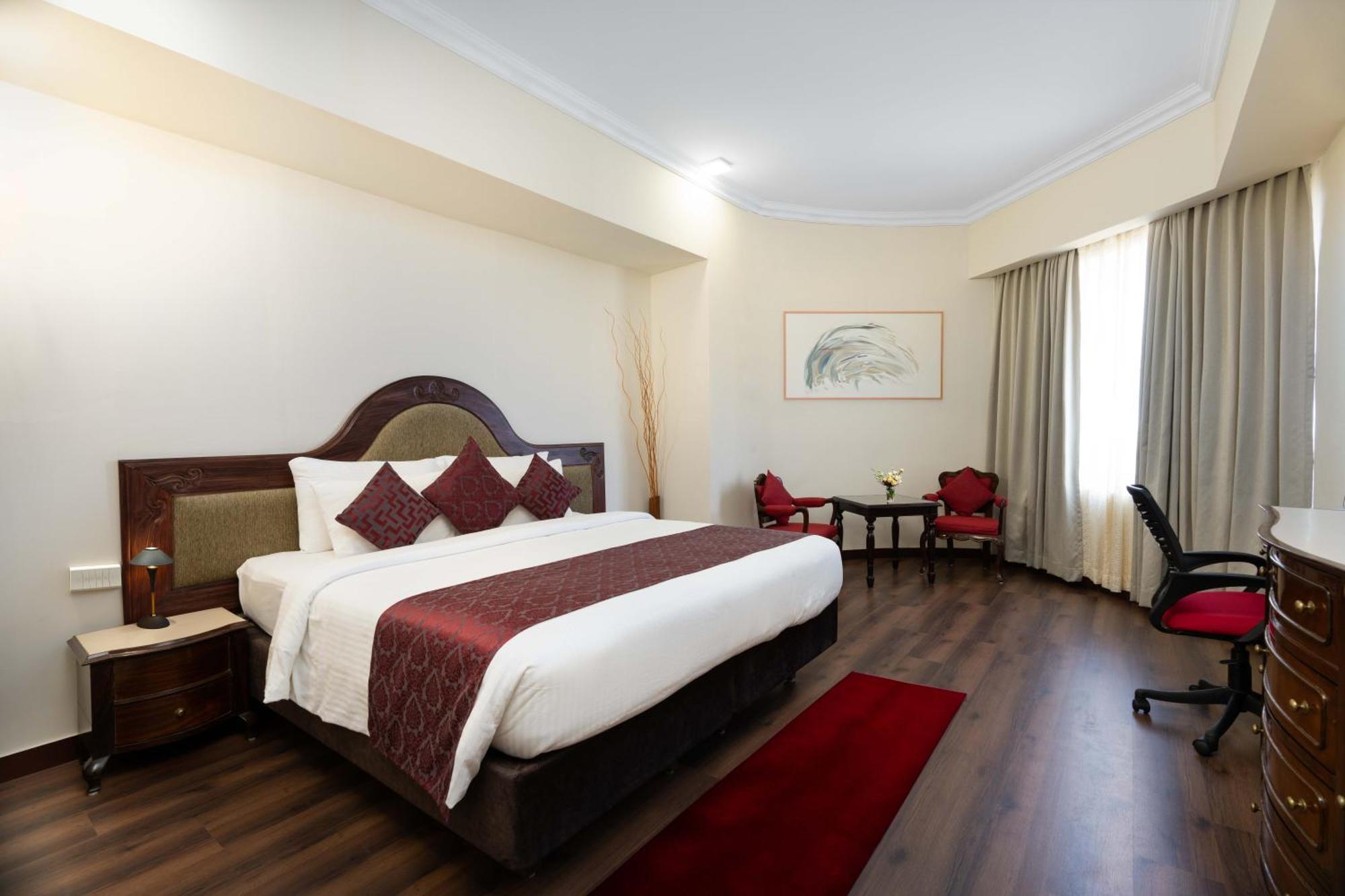 Presidency Kochi City Centre Eksteriør bilde