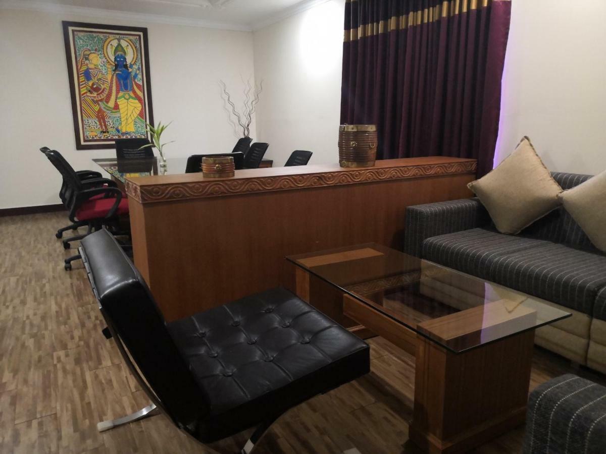 Presidency Kochi City Centre Eksteriør bilde